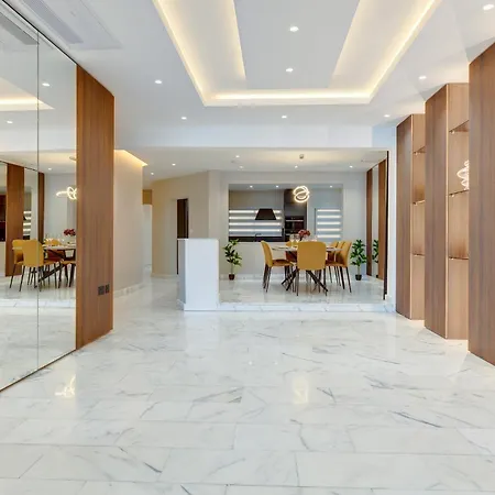 Premier Seafront Living: Ultra-luxury In 公寓 斯利马