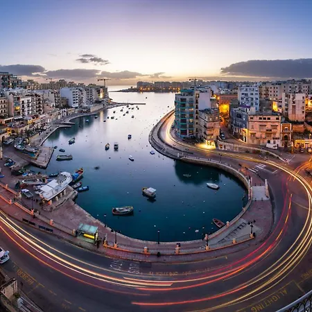 Premier Seafront Living: Ultra-luxury In * Sliema