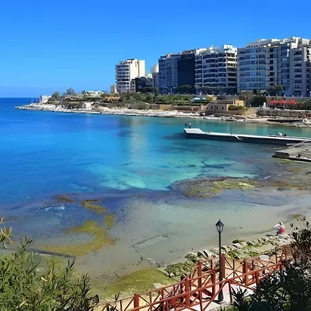 Apartament Premier Seafront Living: Ultra-luxury In